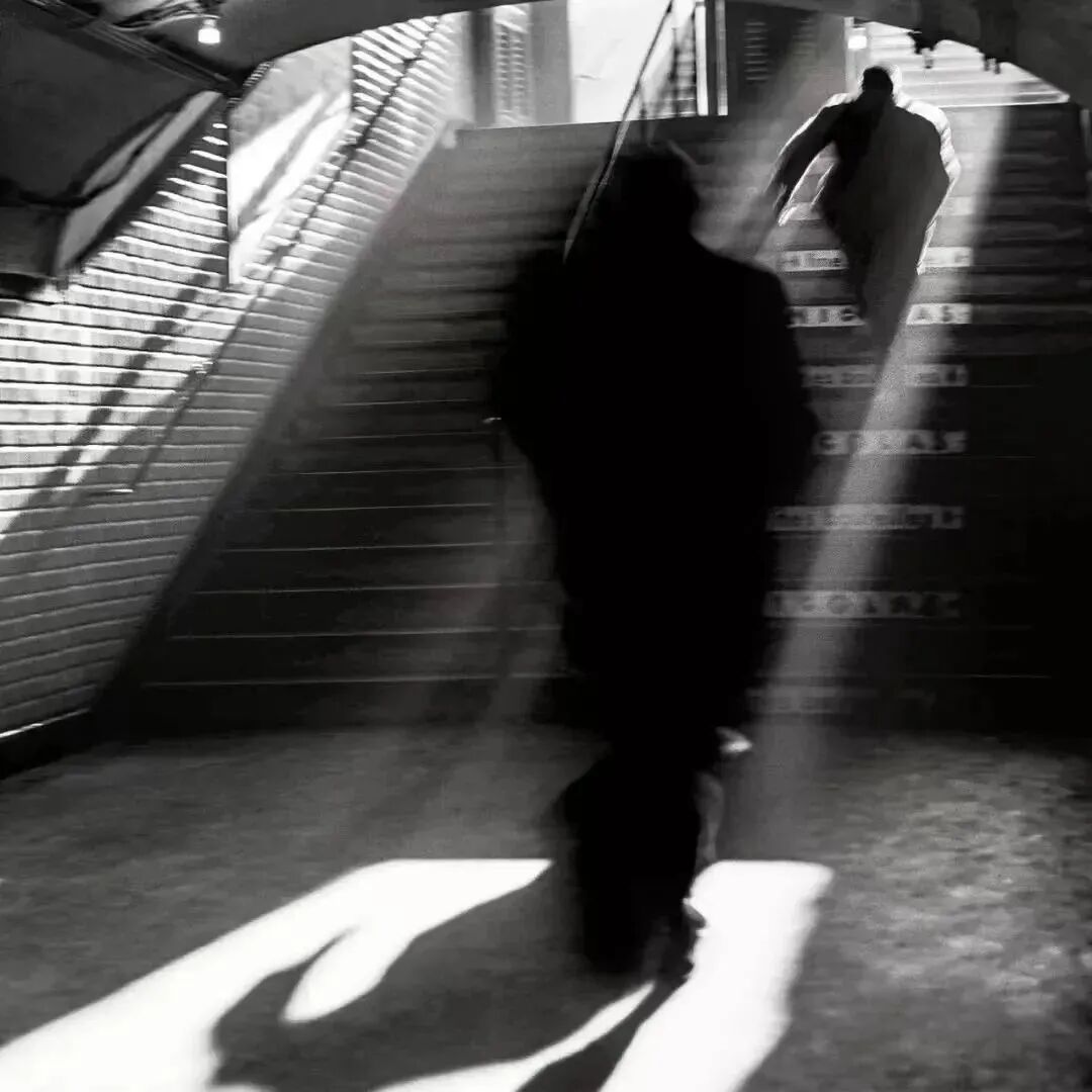 男生 男生头像 男头  孤独感 孤独感头像 孤独感男头 孤独感男生头像 不露脸 不露脸头像