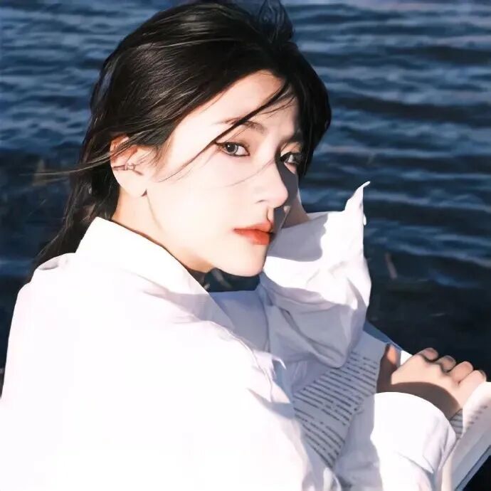 女生 女生头像 女头 氛围感 氛围感头像 氛围感女生头像 氛围感女头 海边 海边头像