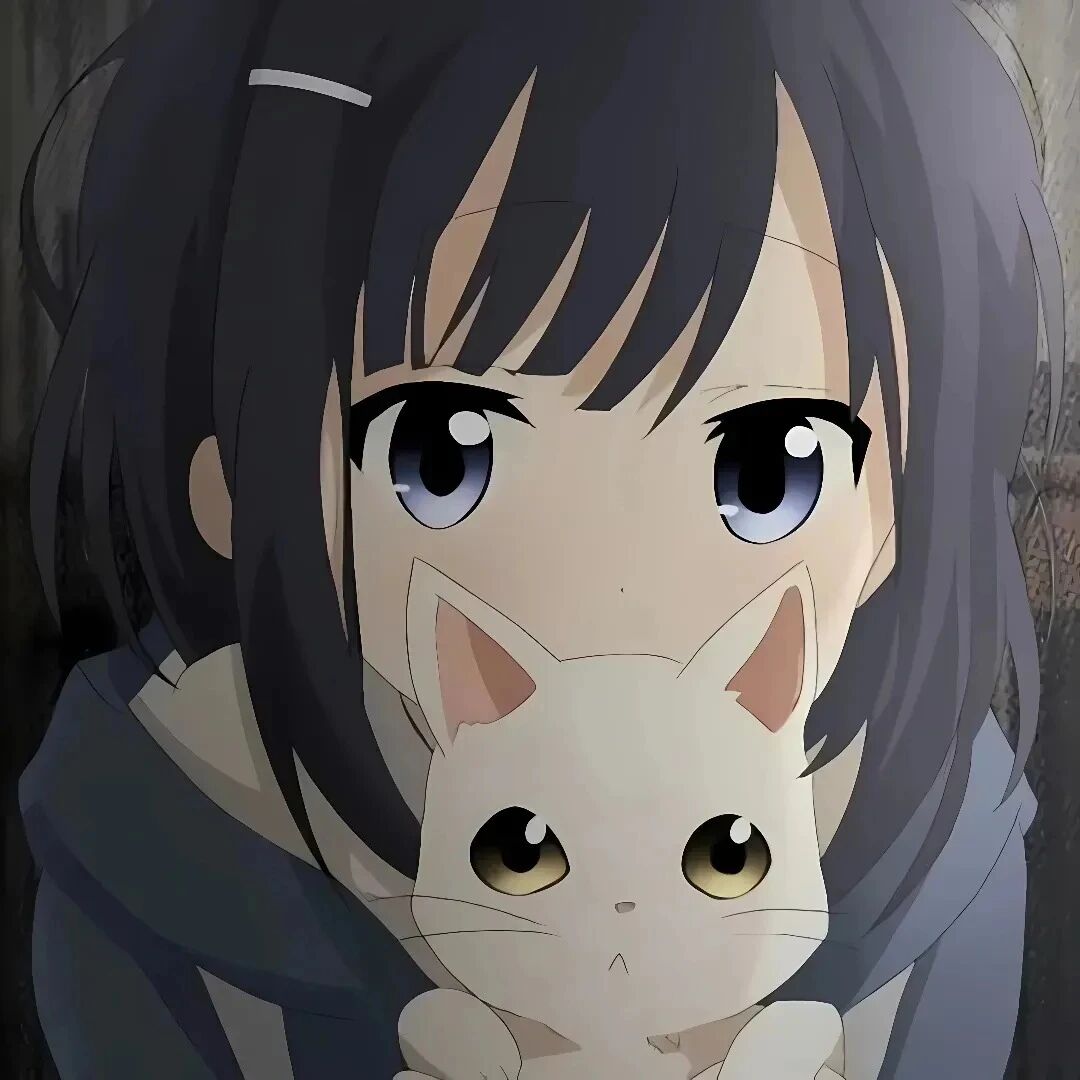 抱着猫咪动漫头像女