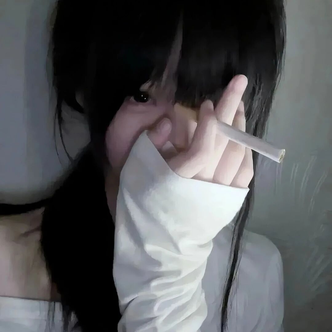 权威女生头像