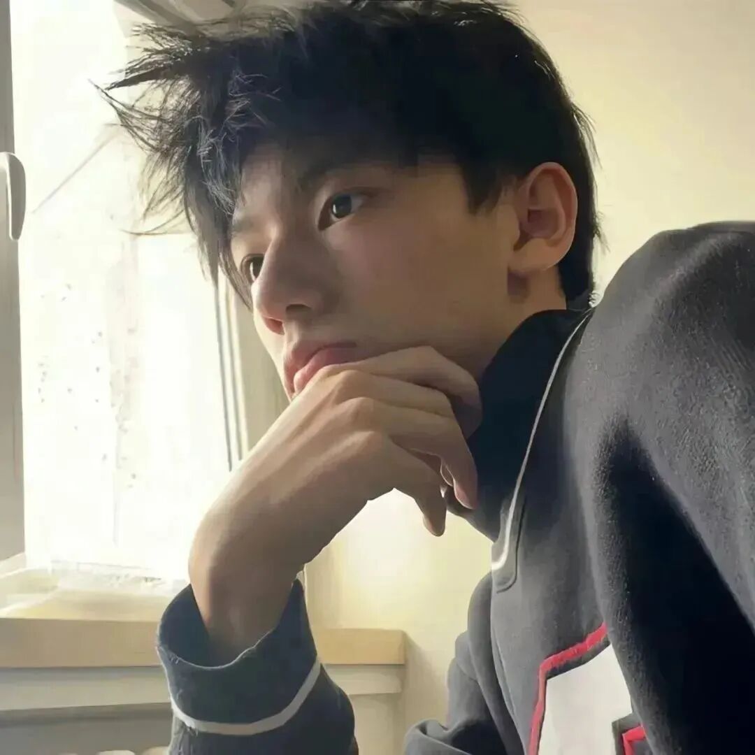 痞帅侧脸男生头像
