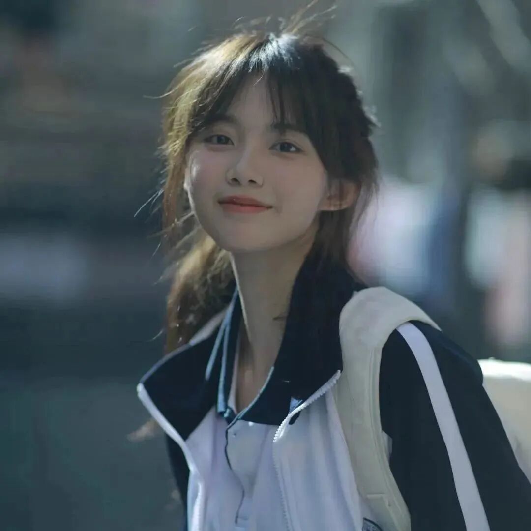 学院风女生头像