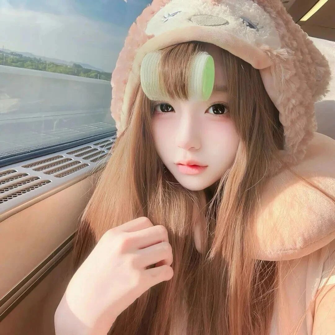 zrngxiaoceguinduiyou车内二人闺蜜头像真人闺蜜头像