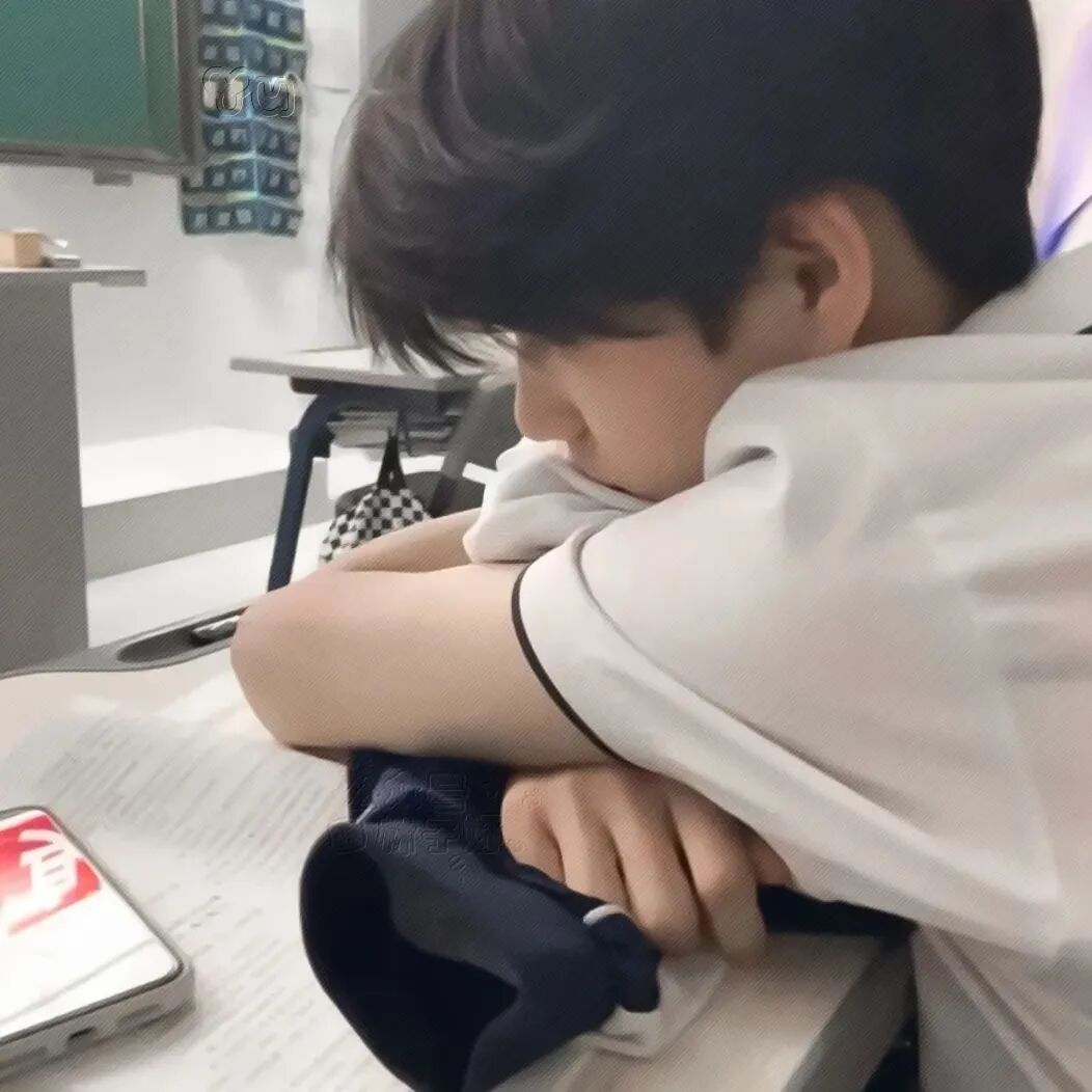 个性侧脸男生头像