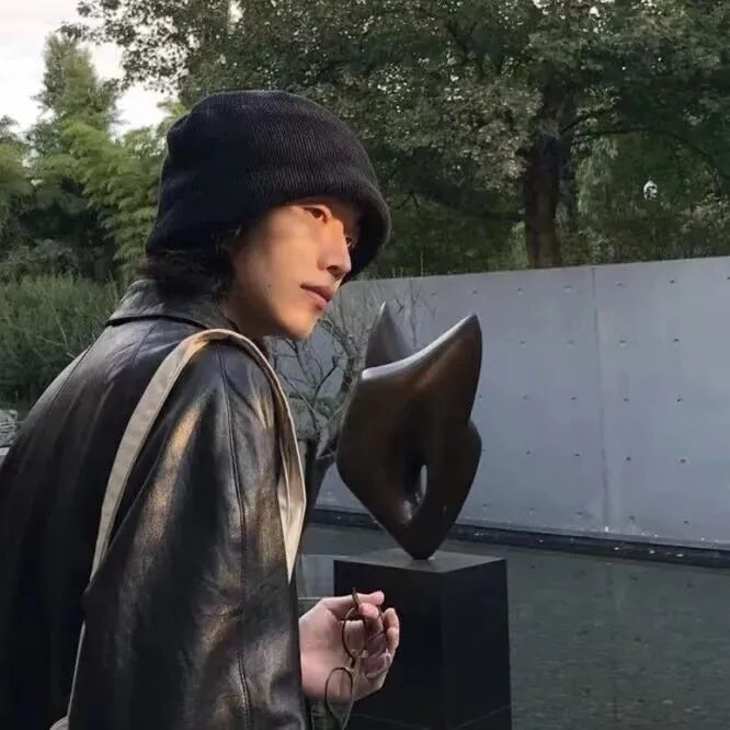 男生 男生头像 男头  氛围感 氛围感头像 侧脸 侧脸头像