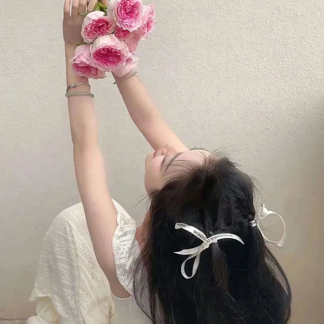 鲜花温柔女生头像