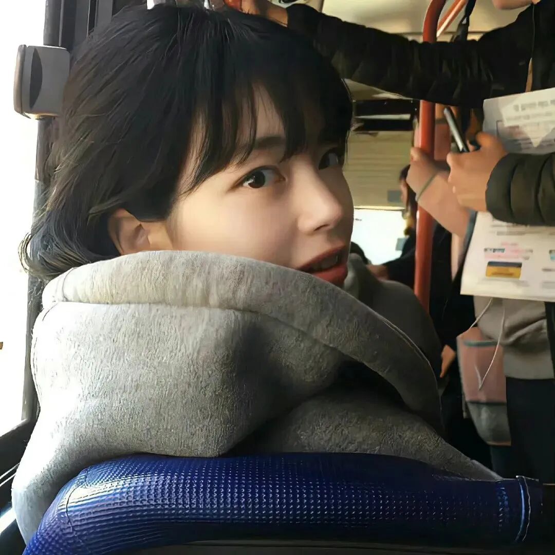 女生 女生头像 女头 氛围感 氛围感头像 侧脸 侧脸头像