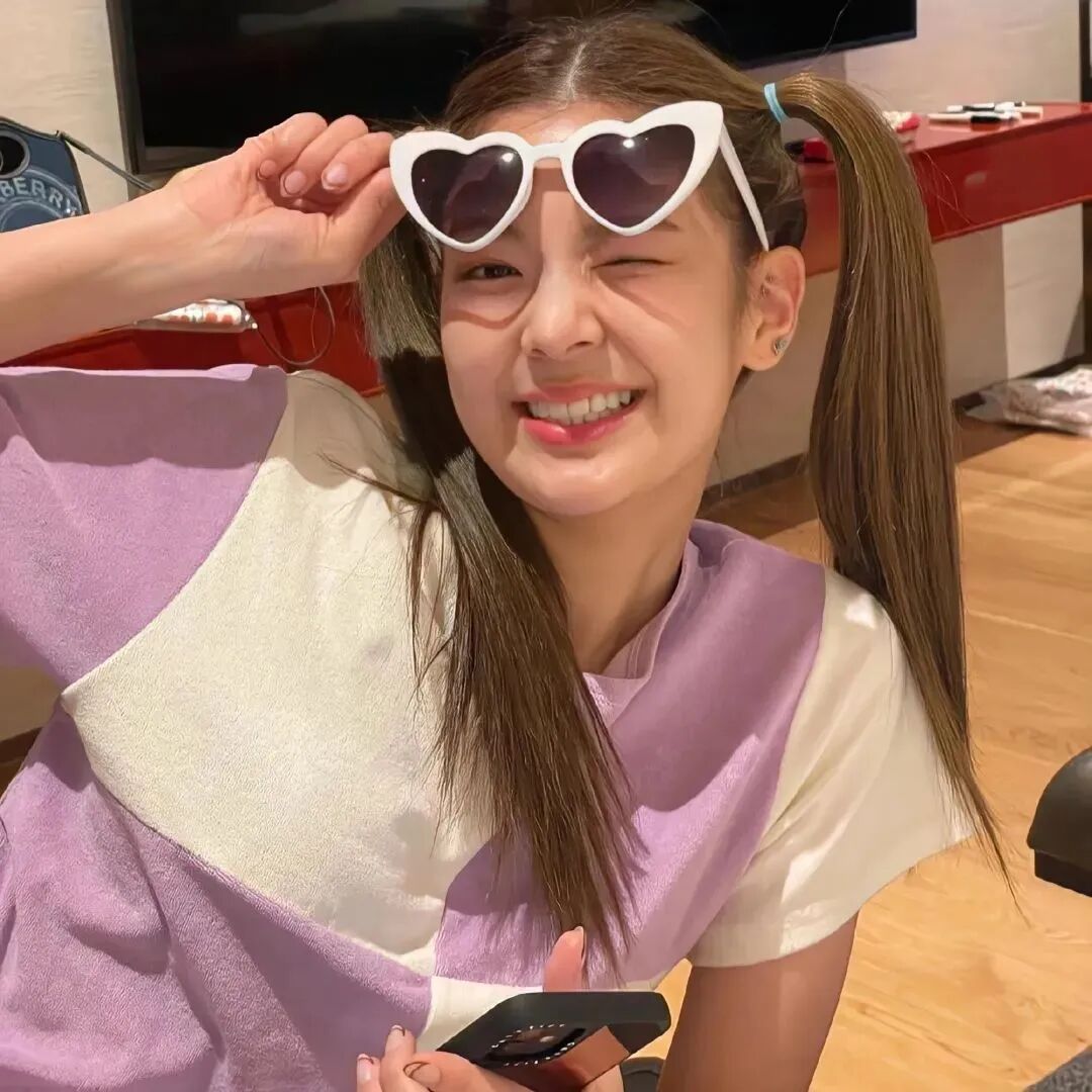女生 女生头像 女头 可爱女生 可爱女生头像