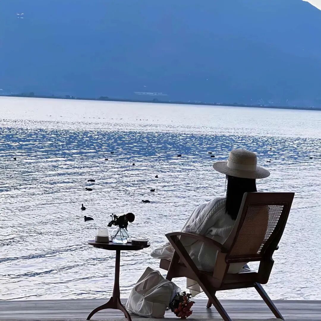zuoluoyuhaianxbchicha坐在海边真人单人情侣头像