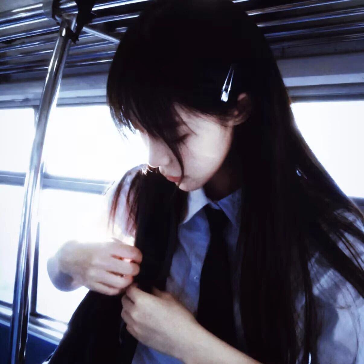 jk制服甜妹侧脸女生头像