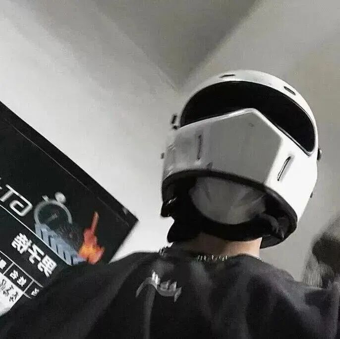 机车个性不露脸男生头像
