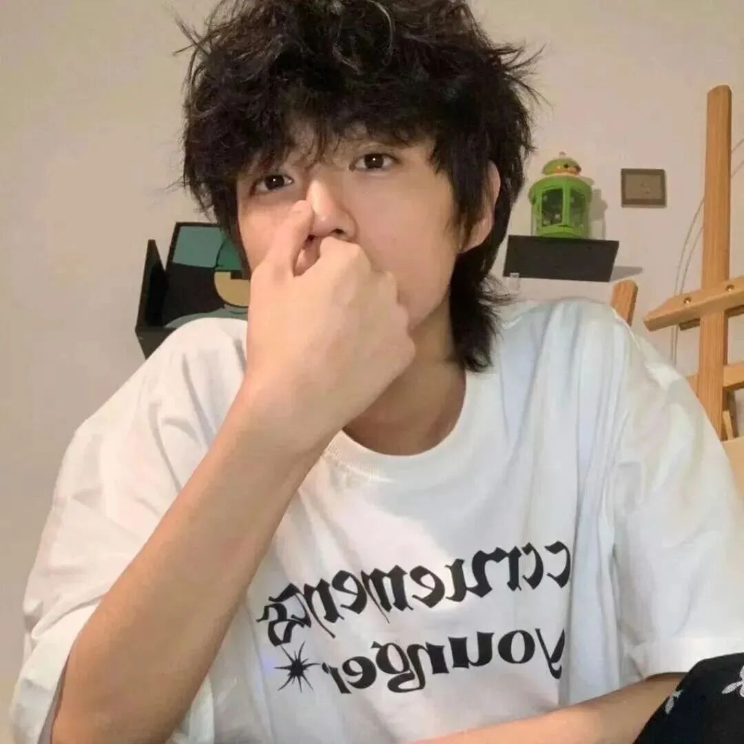 痞帅男生头像