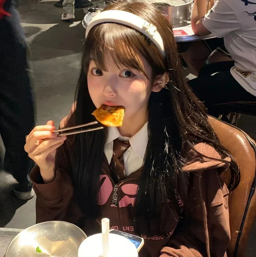 吃饭甜妹女生头像
