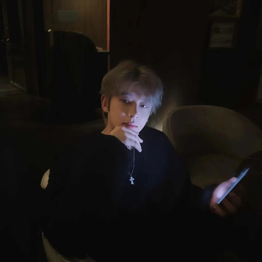 小众男生头像