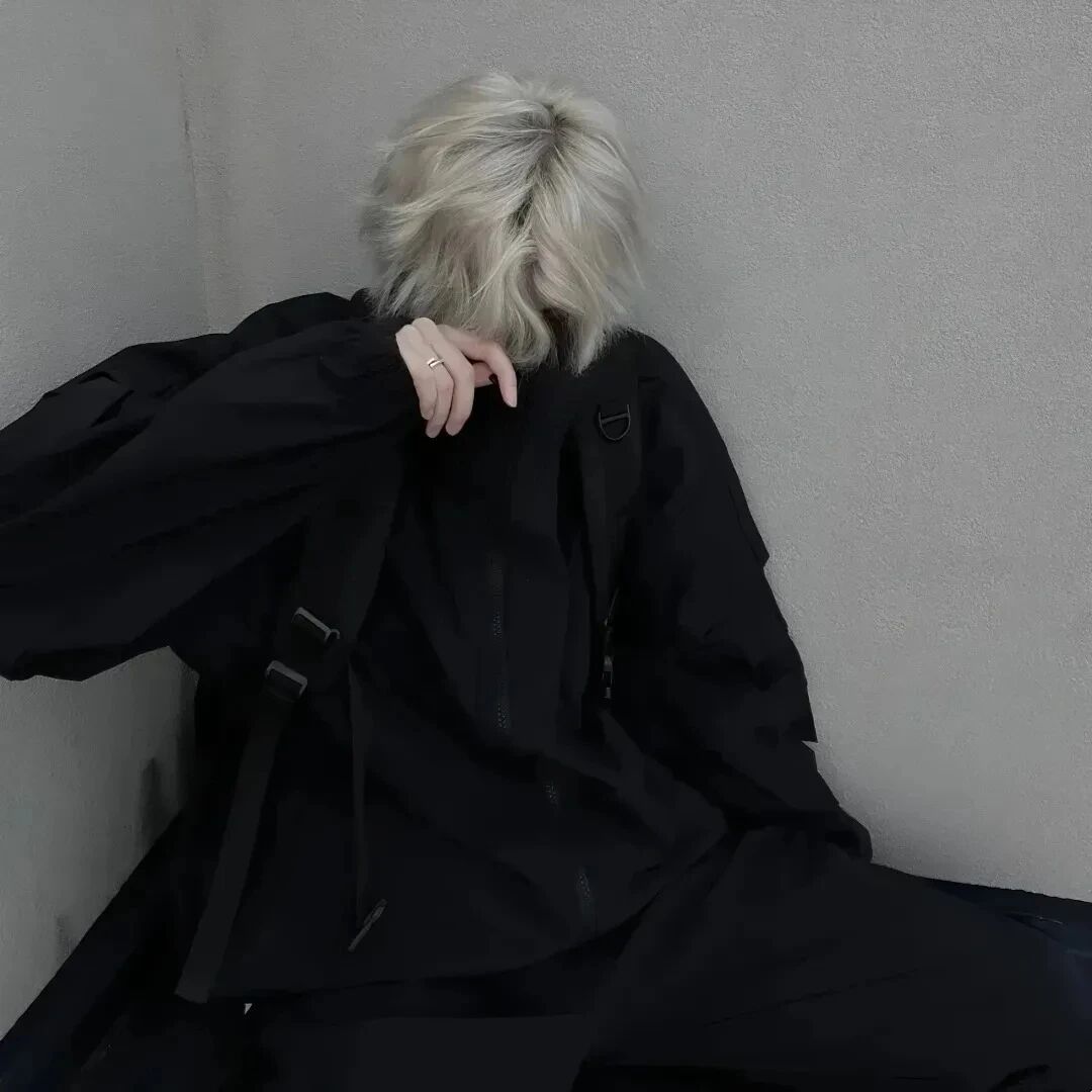 权威不露脸男生头像