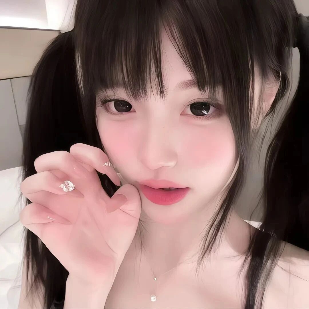 怼脸纯欲女生头像