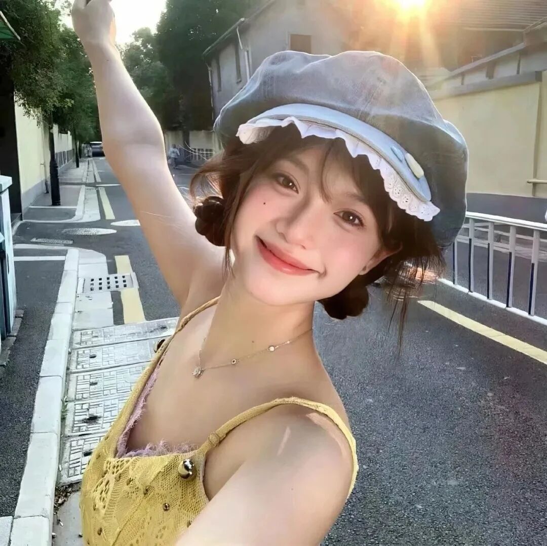 爱笑甜妹女生头像