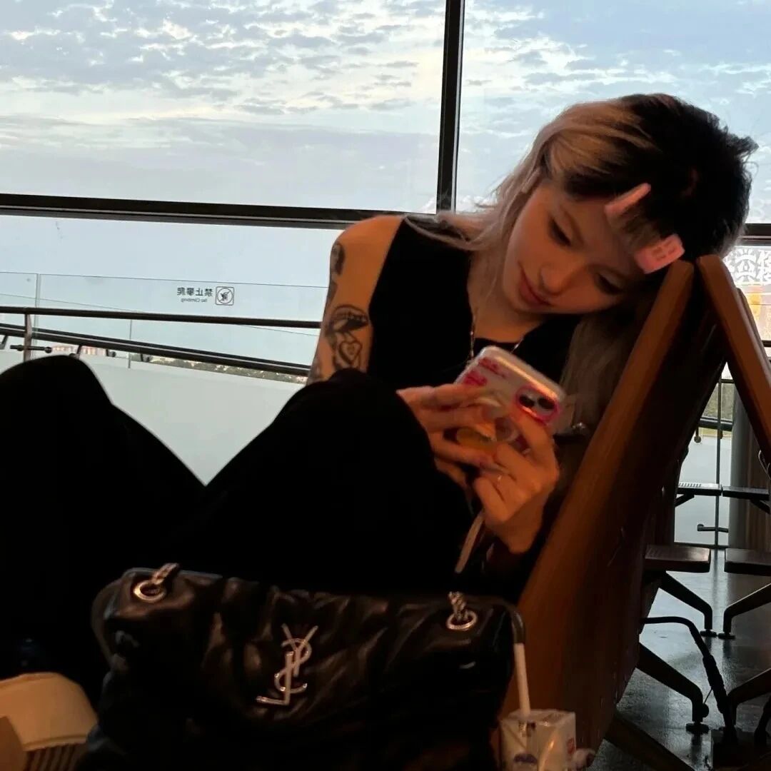 很飒女生头像