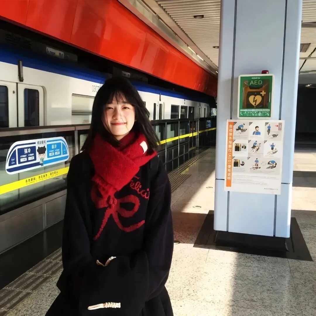 新年甜妹女生头像