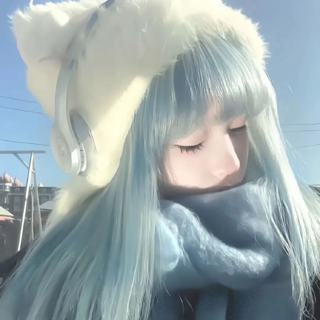 蓝色温柔女生头像