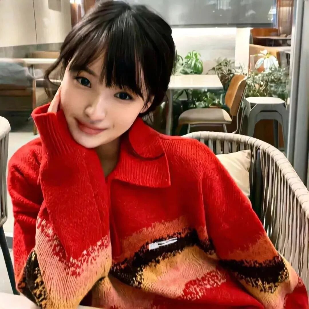 新年女生头像