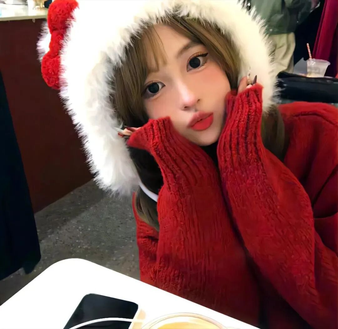 新年甜妹女生头像