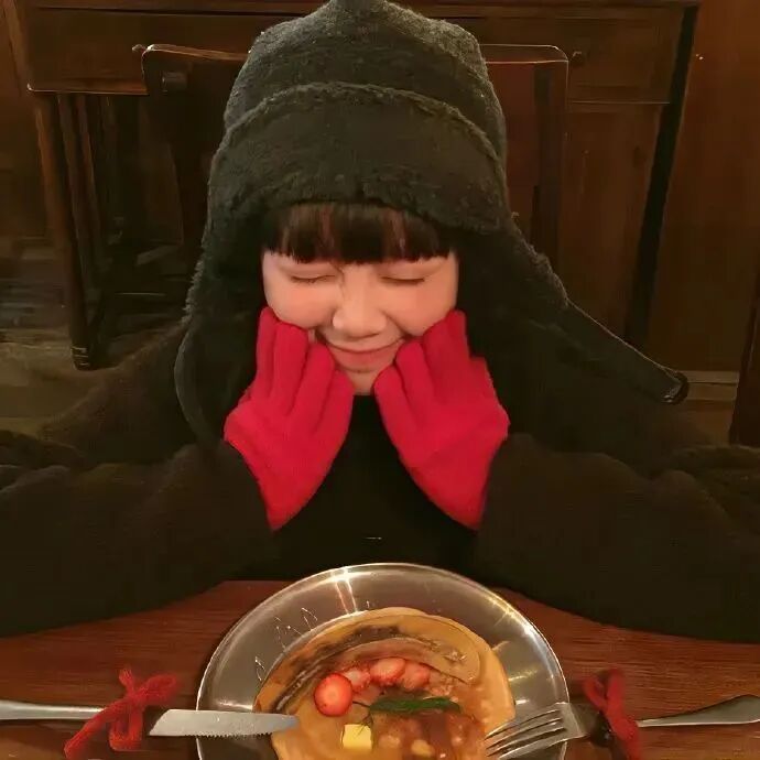 新年甜妹女生头像