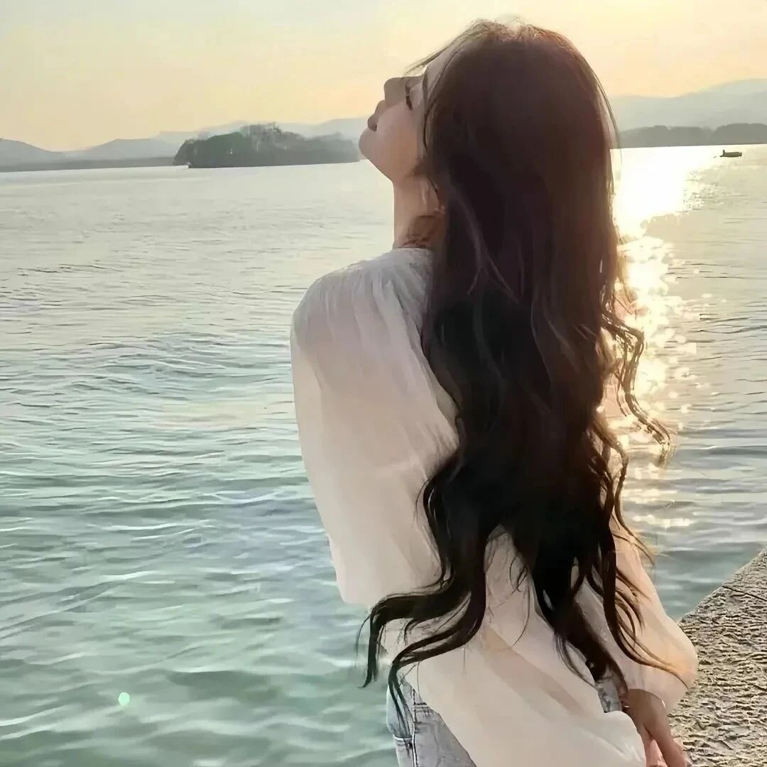 haibianwangpaituo海边真人情侣头像