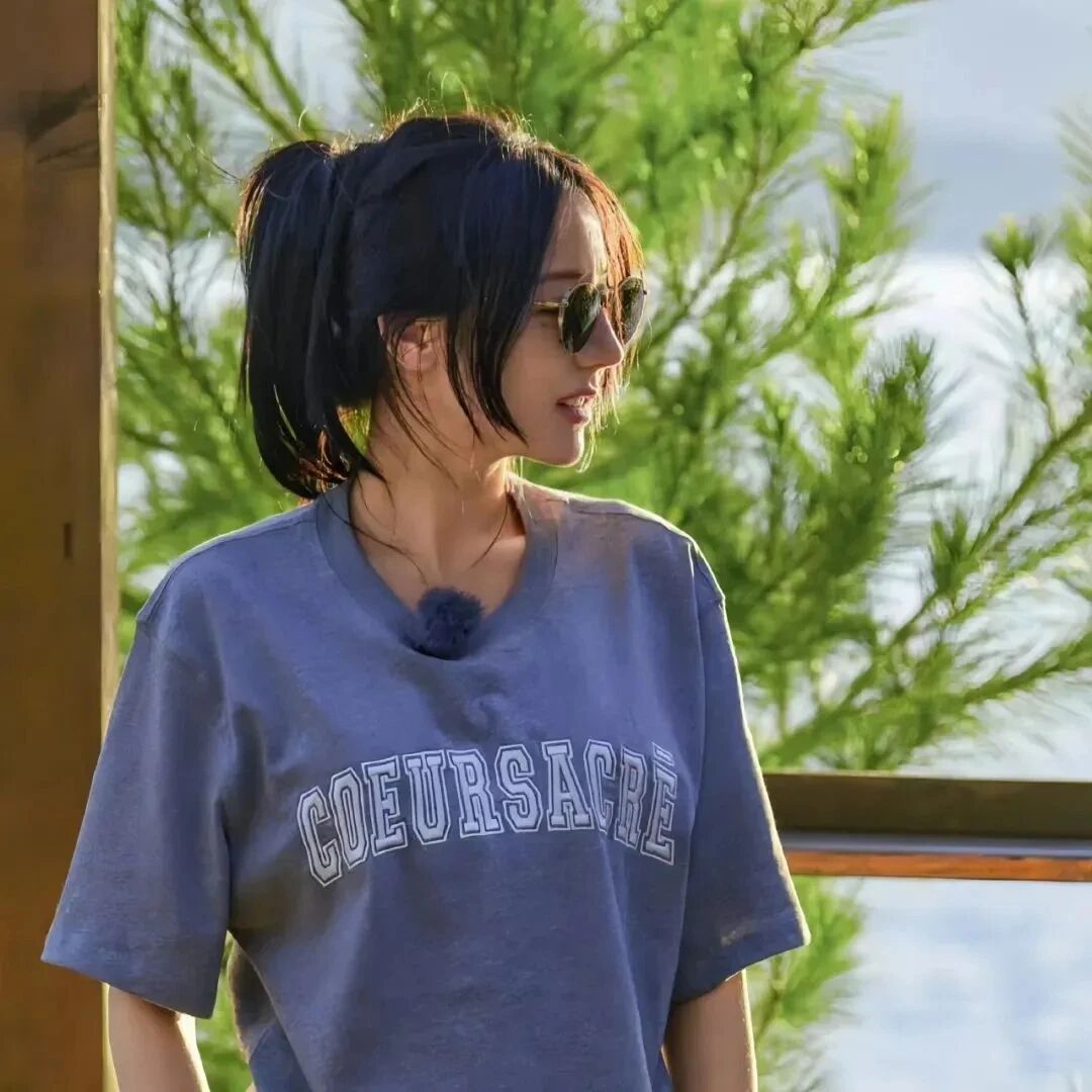 迪丽热巴爱豆墨镜侧脸女生头像