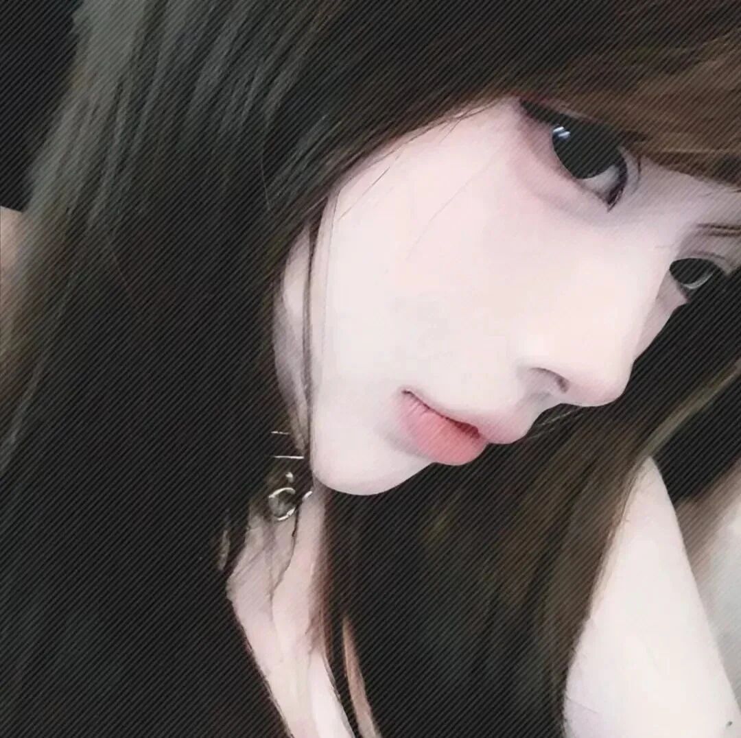 纯欲侧脸女生头像