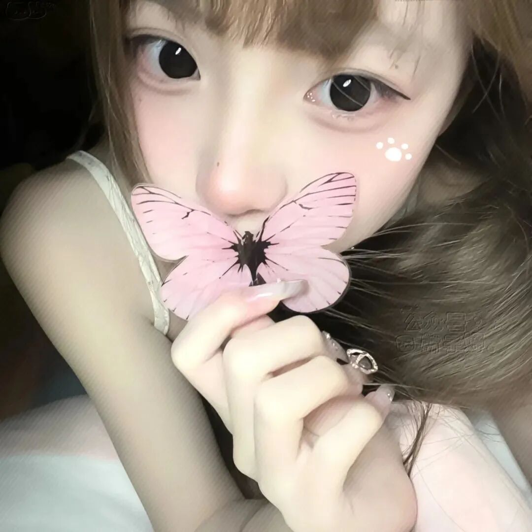 蝴蝶少萝女生头像