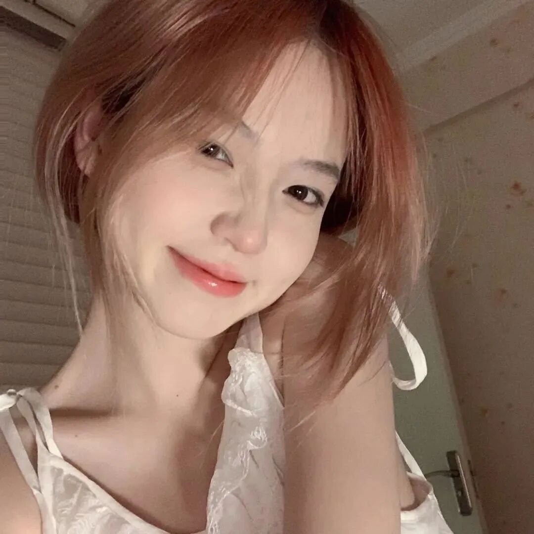 甜美爱笑女生头像