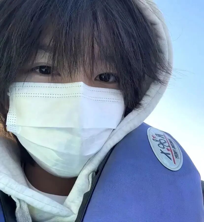 个性不露脸男生头像