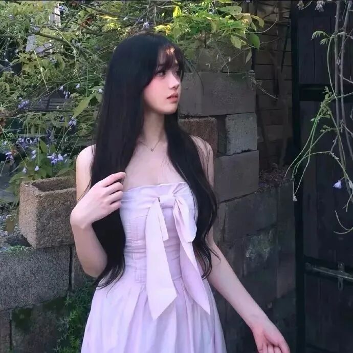 紫色系温柔女生头像