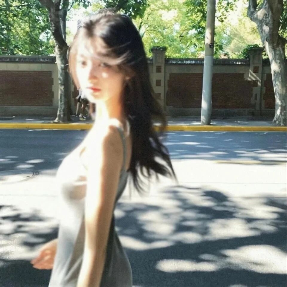 光感女生头像