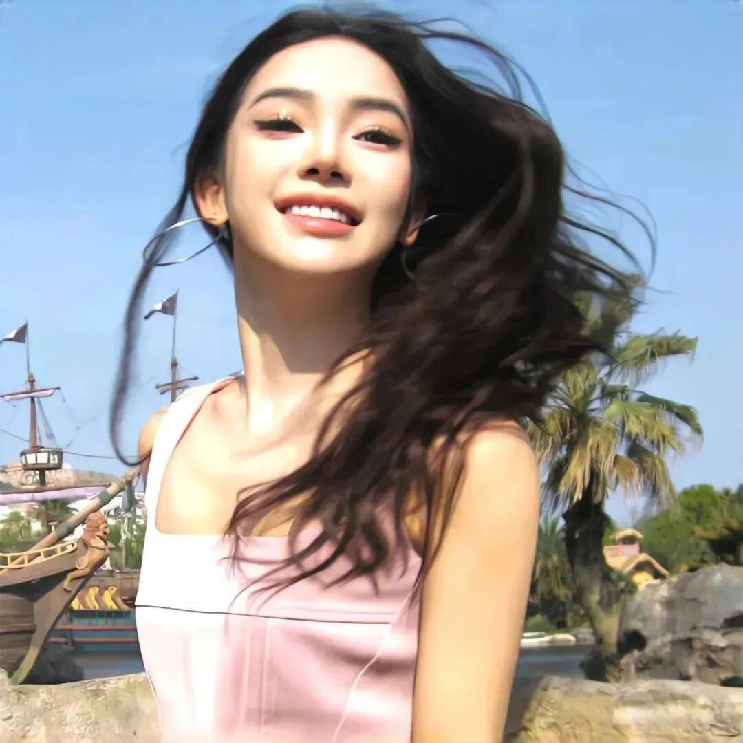 爱笑气质女生头像