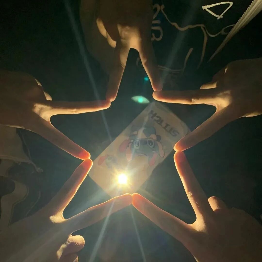 星星朋友圈背景图