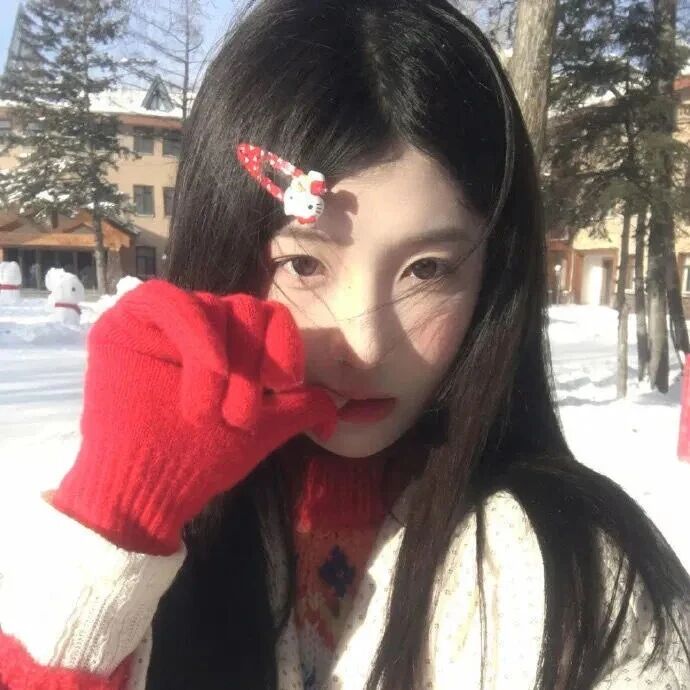 冬天甜妹女生头像