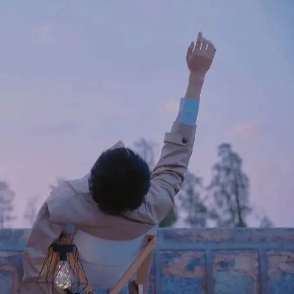 wangtianqinglvtou望天真人情侣头像