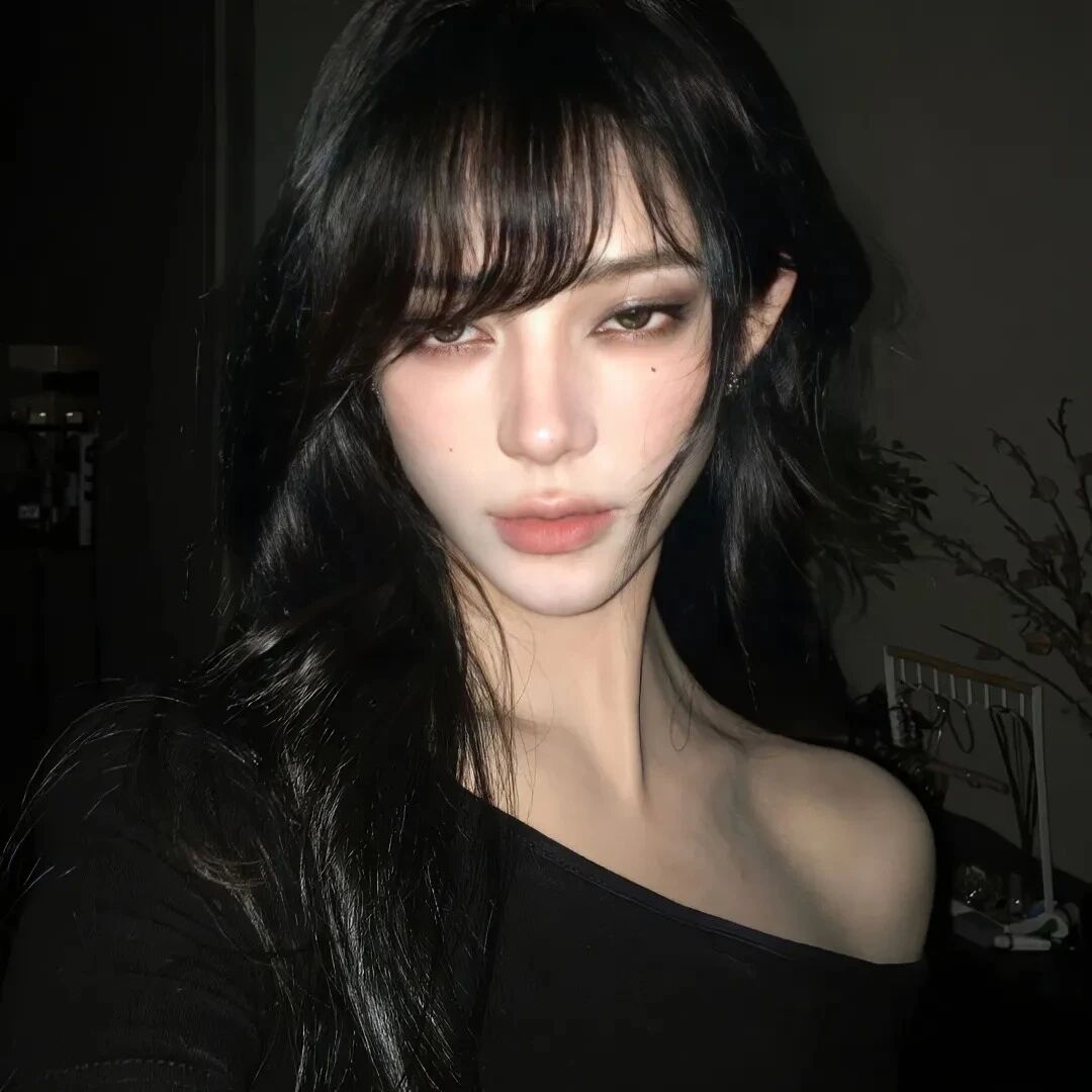 权威女生头像