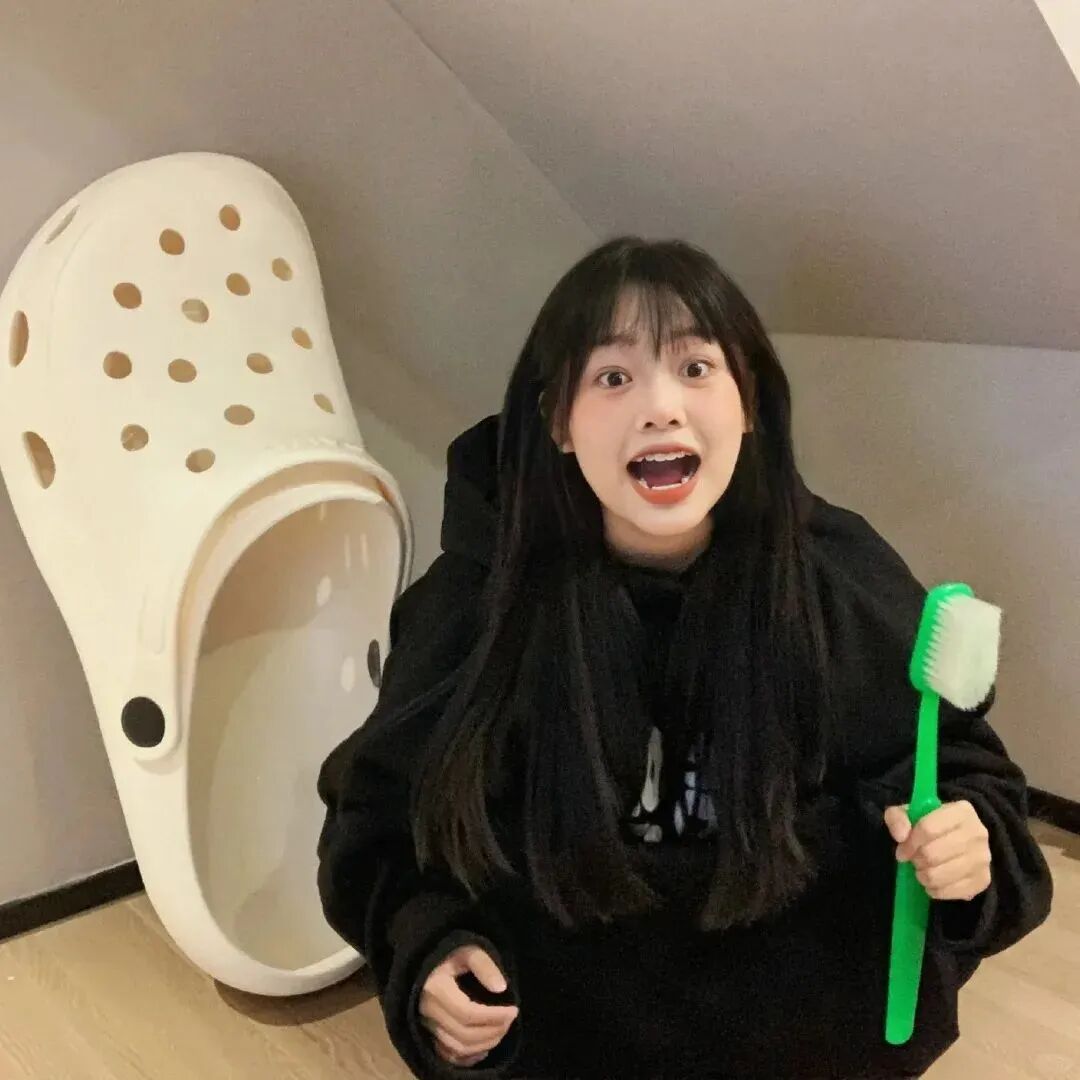 牙刷小众女生头像
