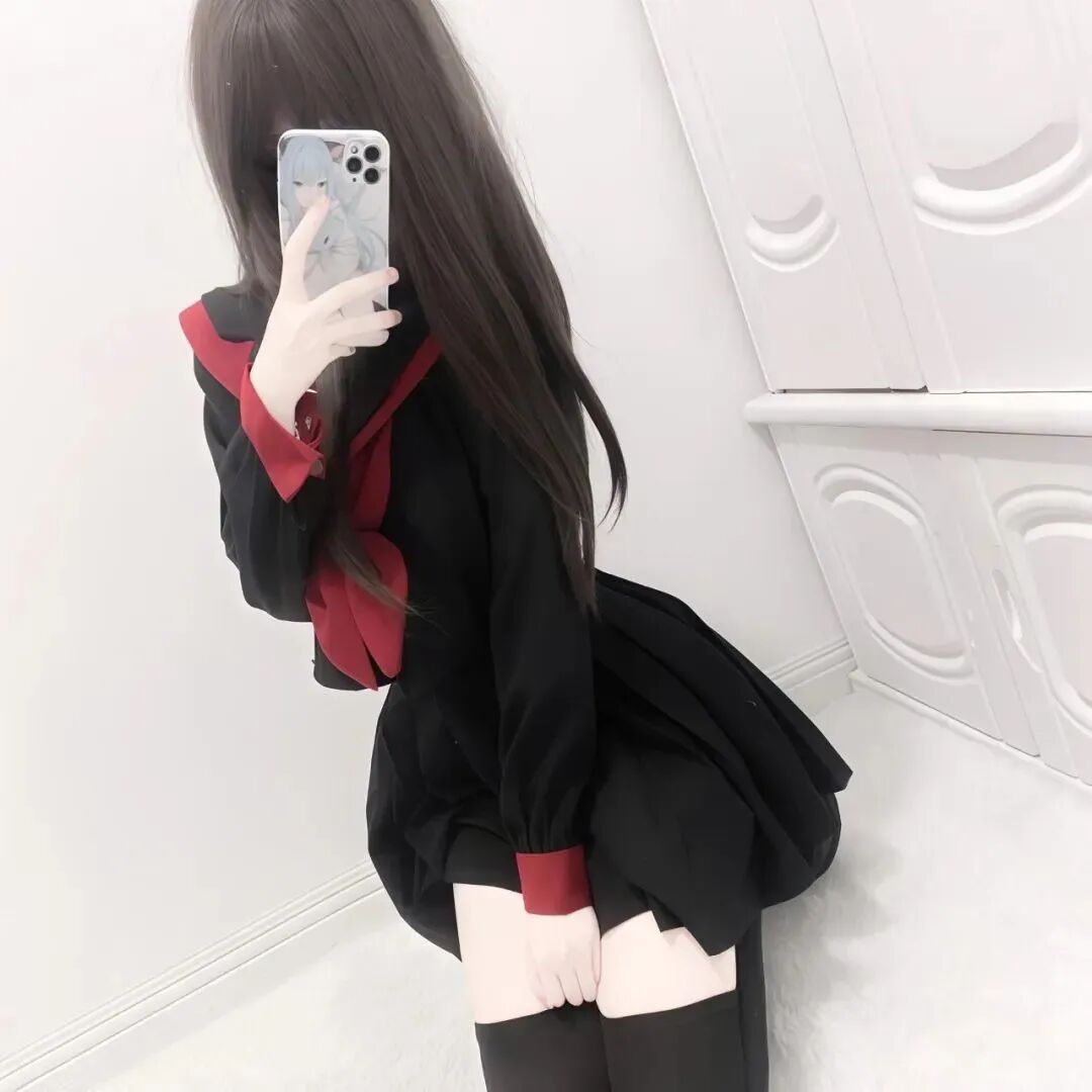 自拍手机少萝女生头像