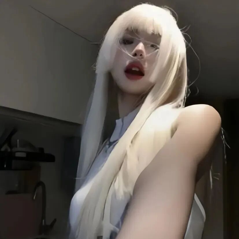 很飒女生头像