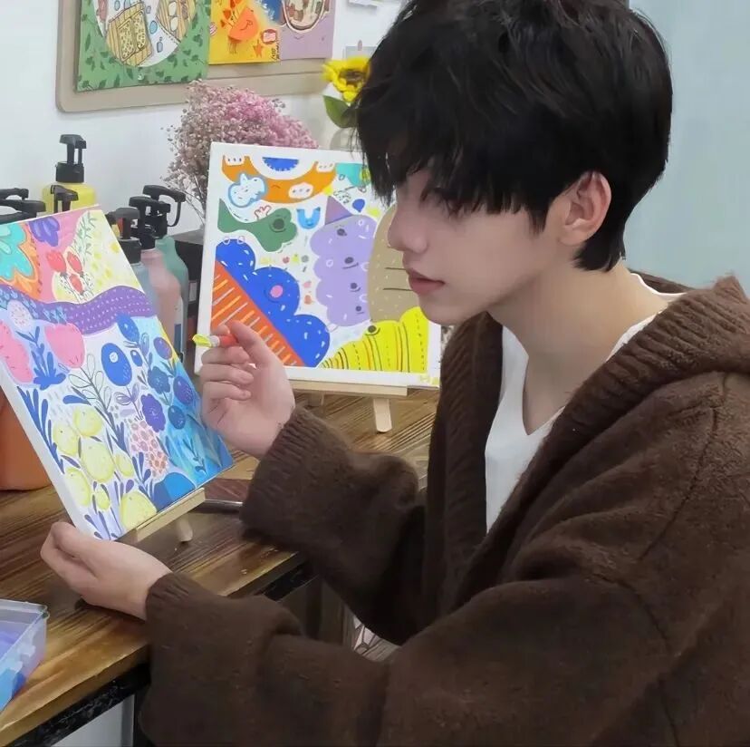 画画帅气侧脸男生头像
