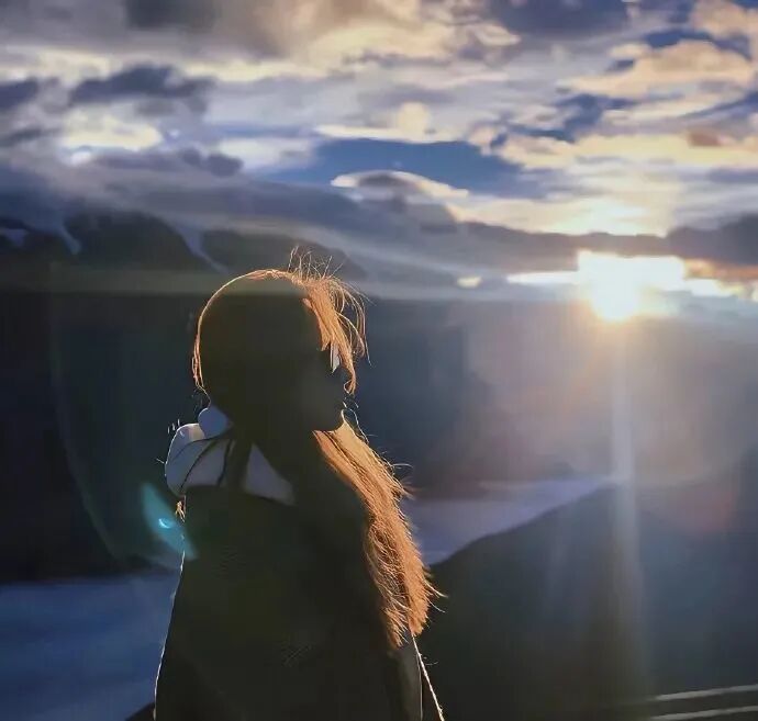 gaoshanganaiqing高山真人情侣头像