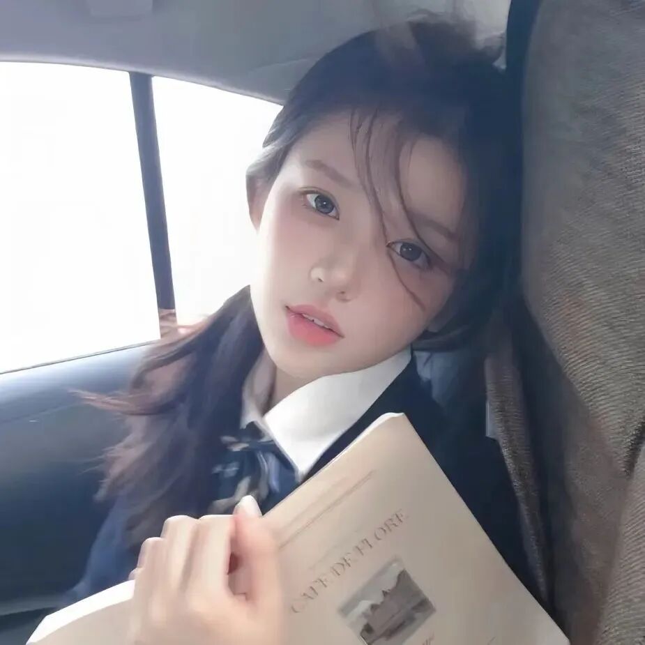 学院风车内小众女生头像