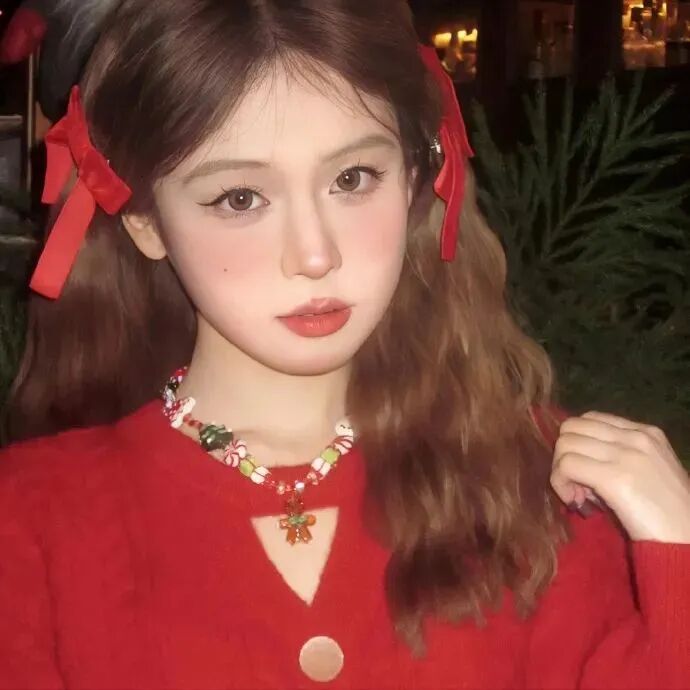 新年女生头像