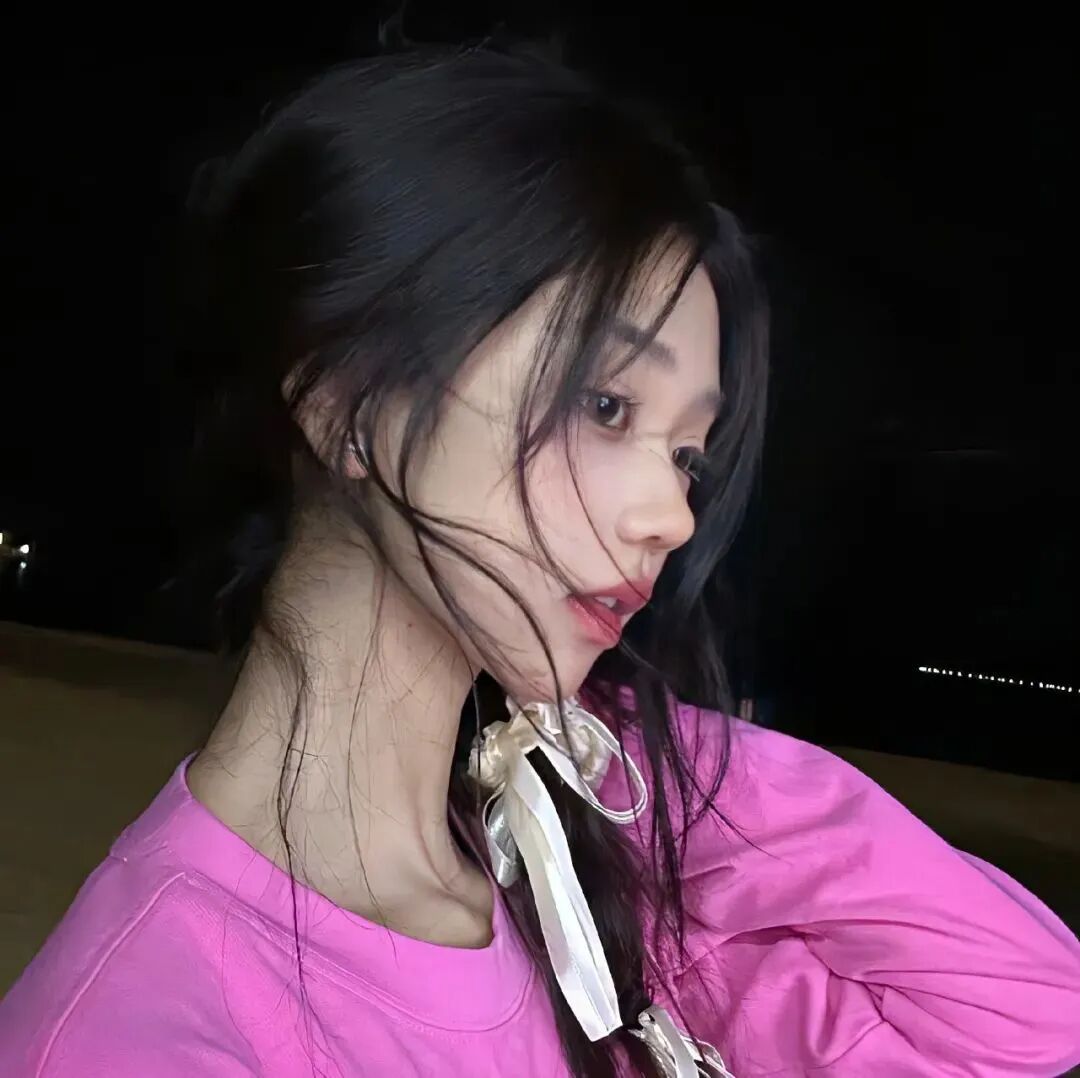 小众侧脸女生头像