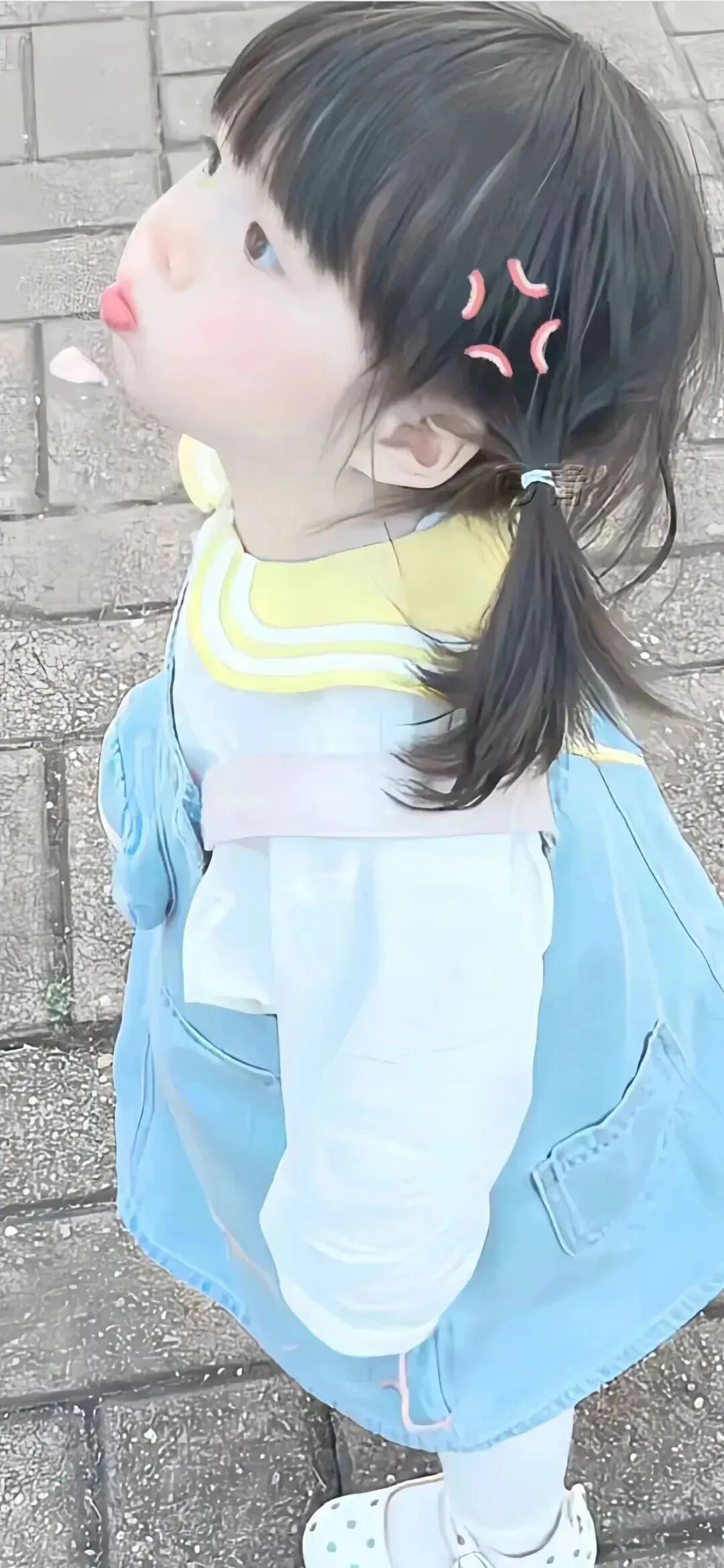 可爱小女孩萌娃壁纸