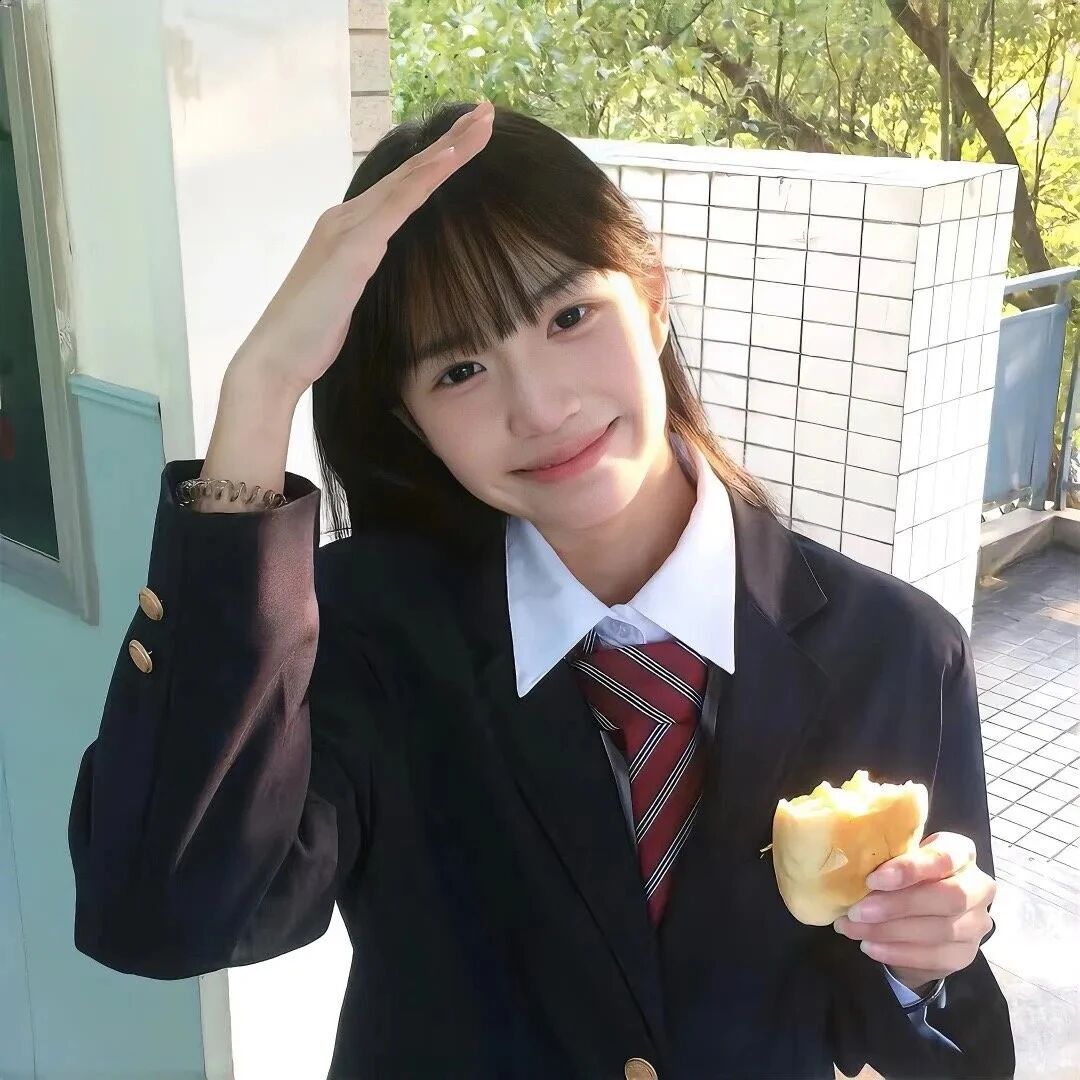 学院风小众女生头像